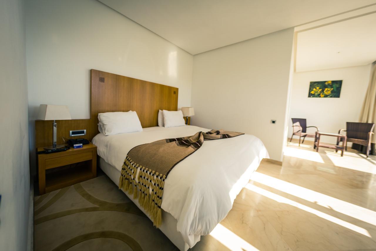 Suites Hotel Mohammed V By Accor Аль-Хосейма Екстер'єр фото
