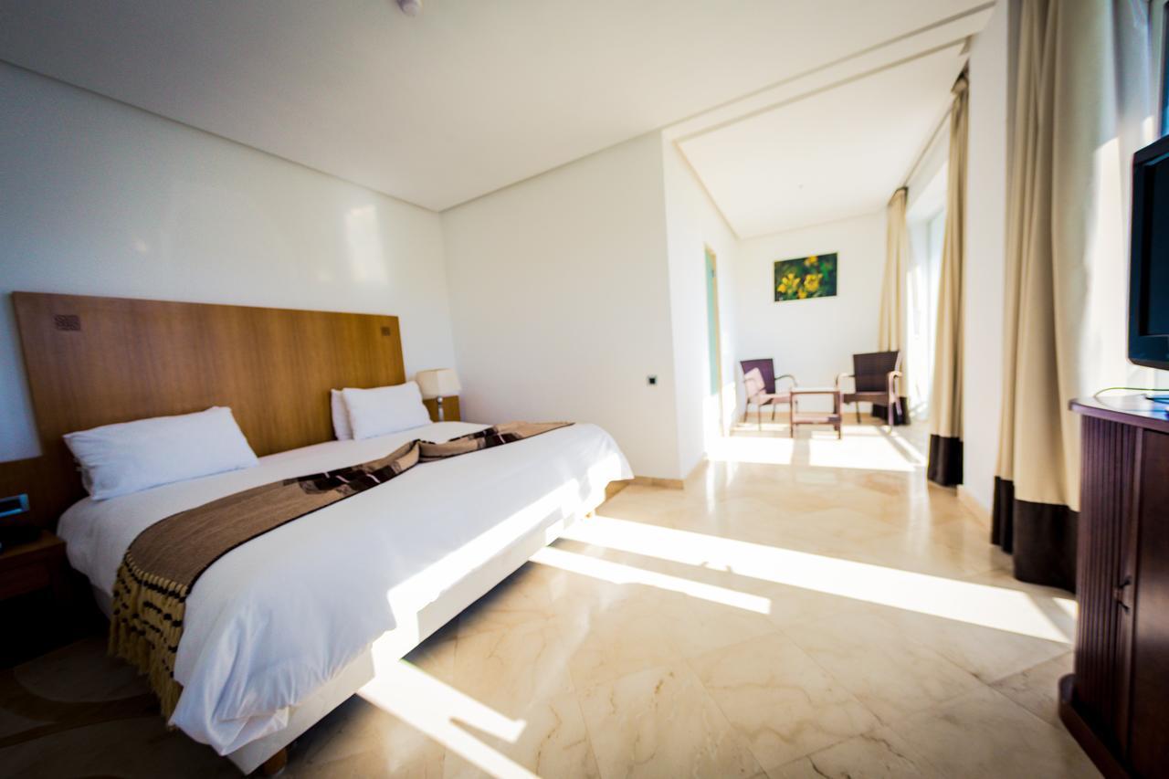 Suites Hotel Mohammed V By Accor Аль-Хосейма Екстер'єр фото