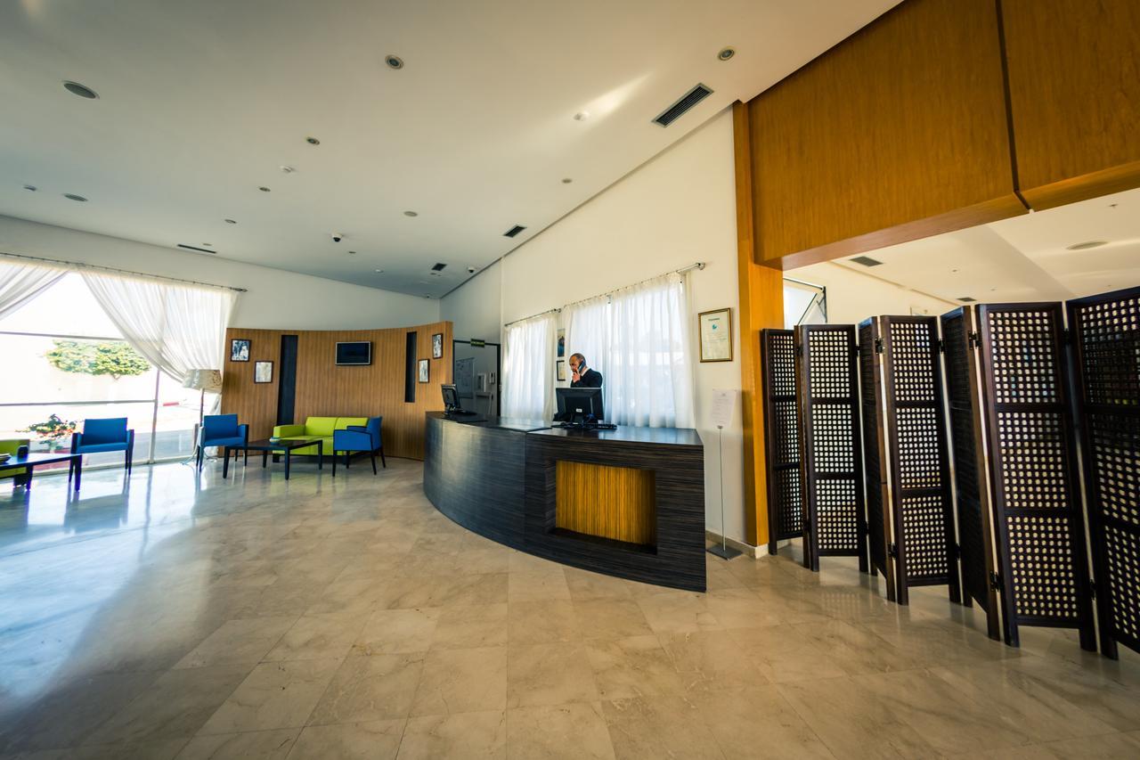 Suites Hotel Mohammed V By Accor Аль-Хосейма Екстер'єр фото