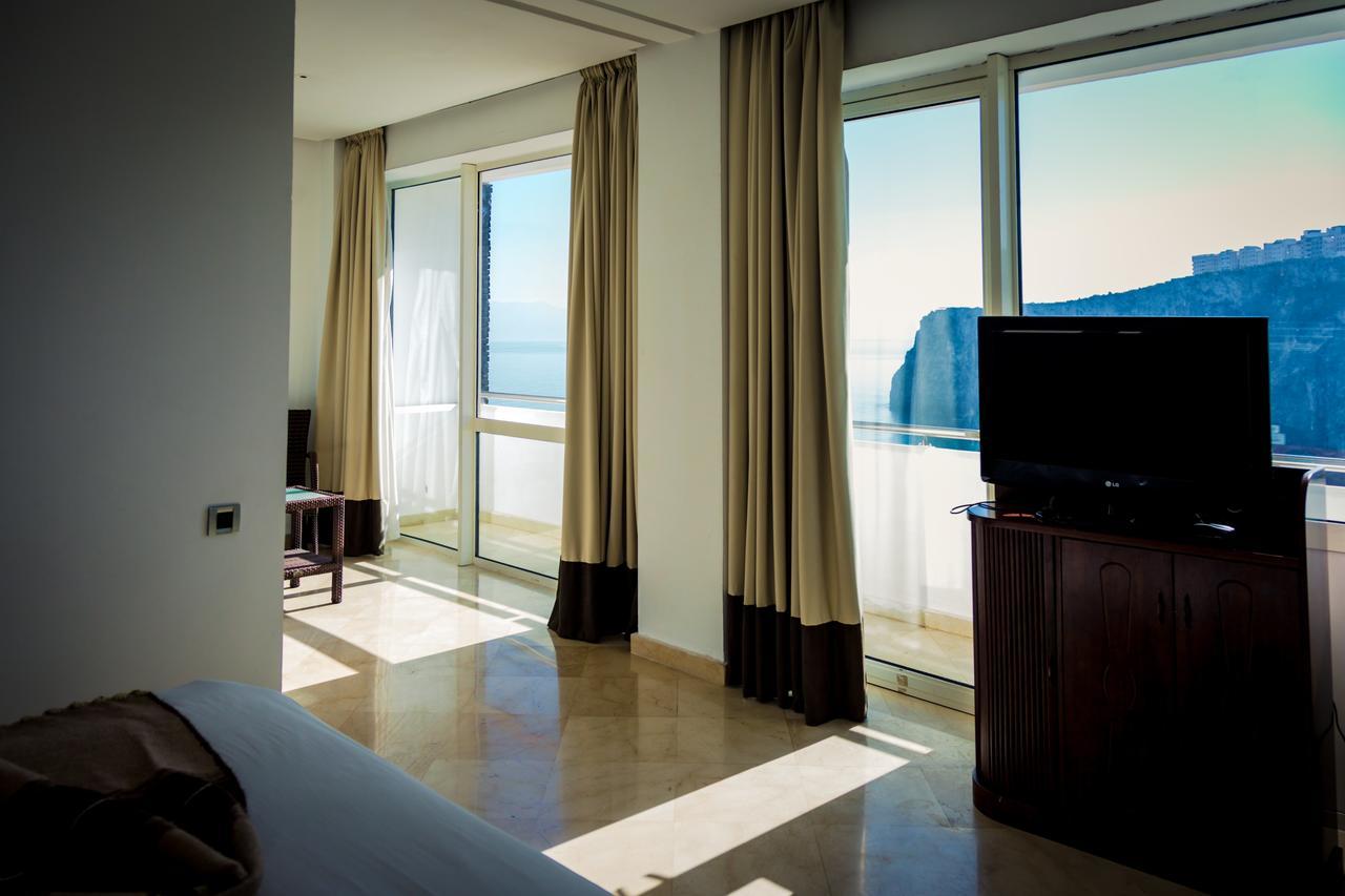 Suites Hotel Mohammed V By Accor Аль-Хосейма Екстер'єр фото