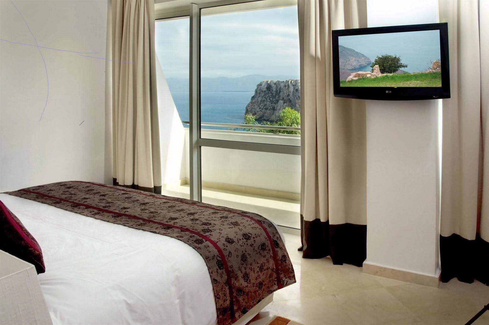 Suites Hotel Mohammed V By Accor Аль-Хосейма Екстер'єр фото